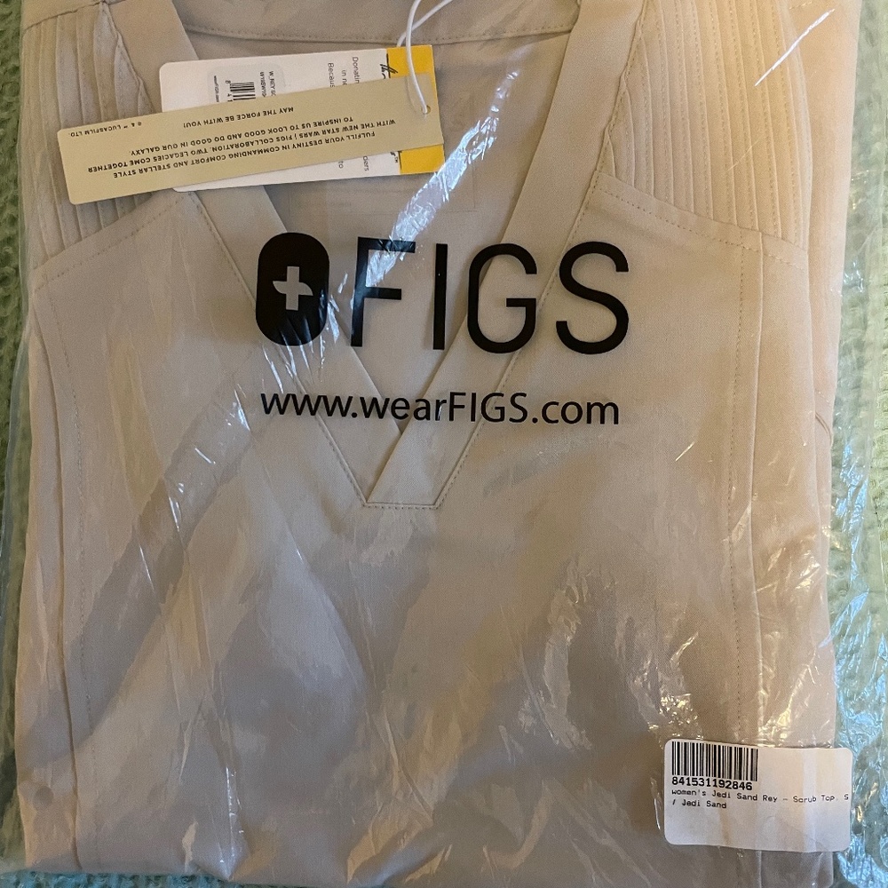 Figs Womens Small Star Wars Light Side Scrub Set